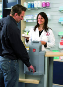 caisse sécurisée automatique cashguard en pharmacie